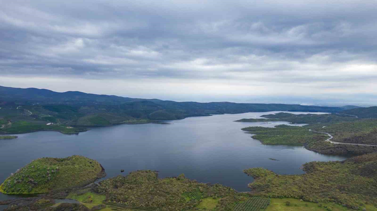 Köprübaşı çileği bu sene de çiftçinin yüzünü güldürdü
