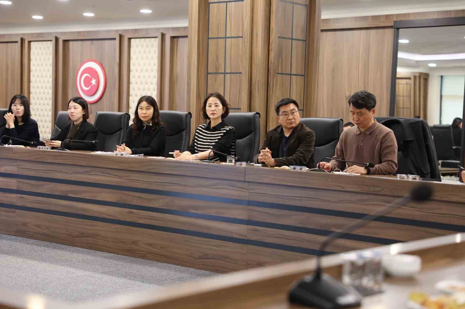 Kore Gazisi ile Koreli heyet Bağcılar’da buluştu
