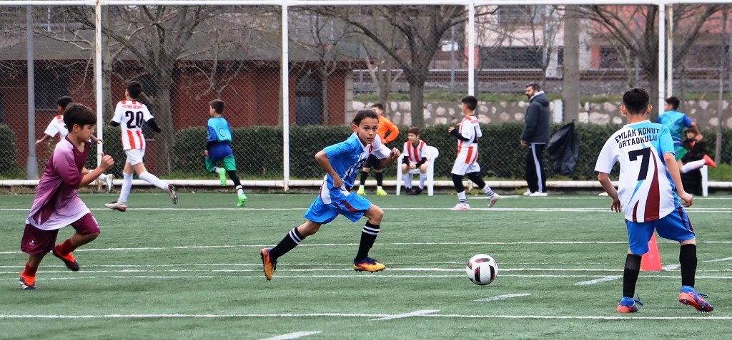 Körfez’de 250 öğrenci şampiyonluk için yarışıyor
