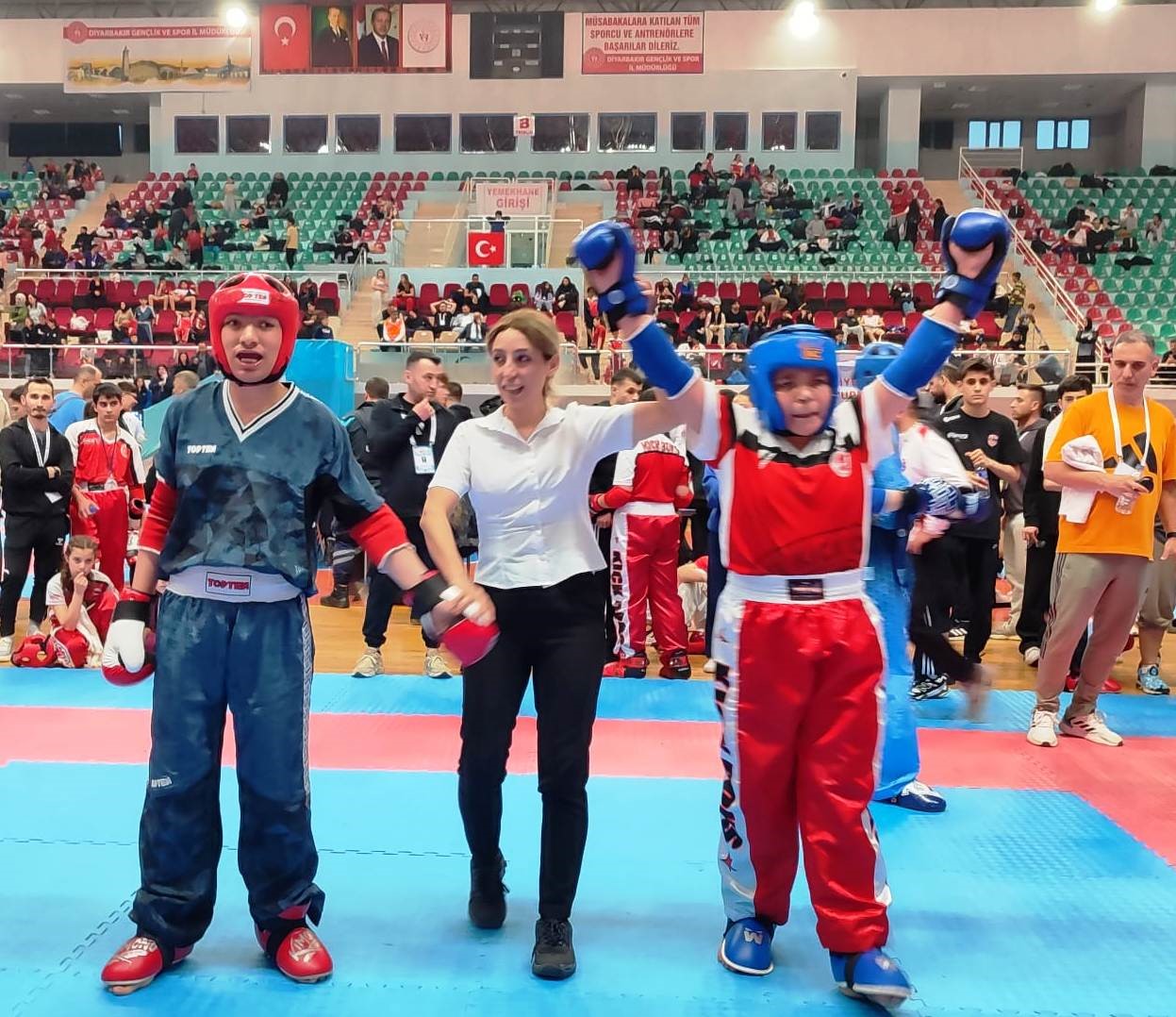 Körfez’in genç kick boksçuları Diyarbakır’dan madalyayla döndü
