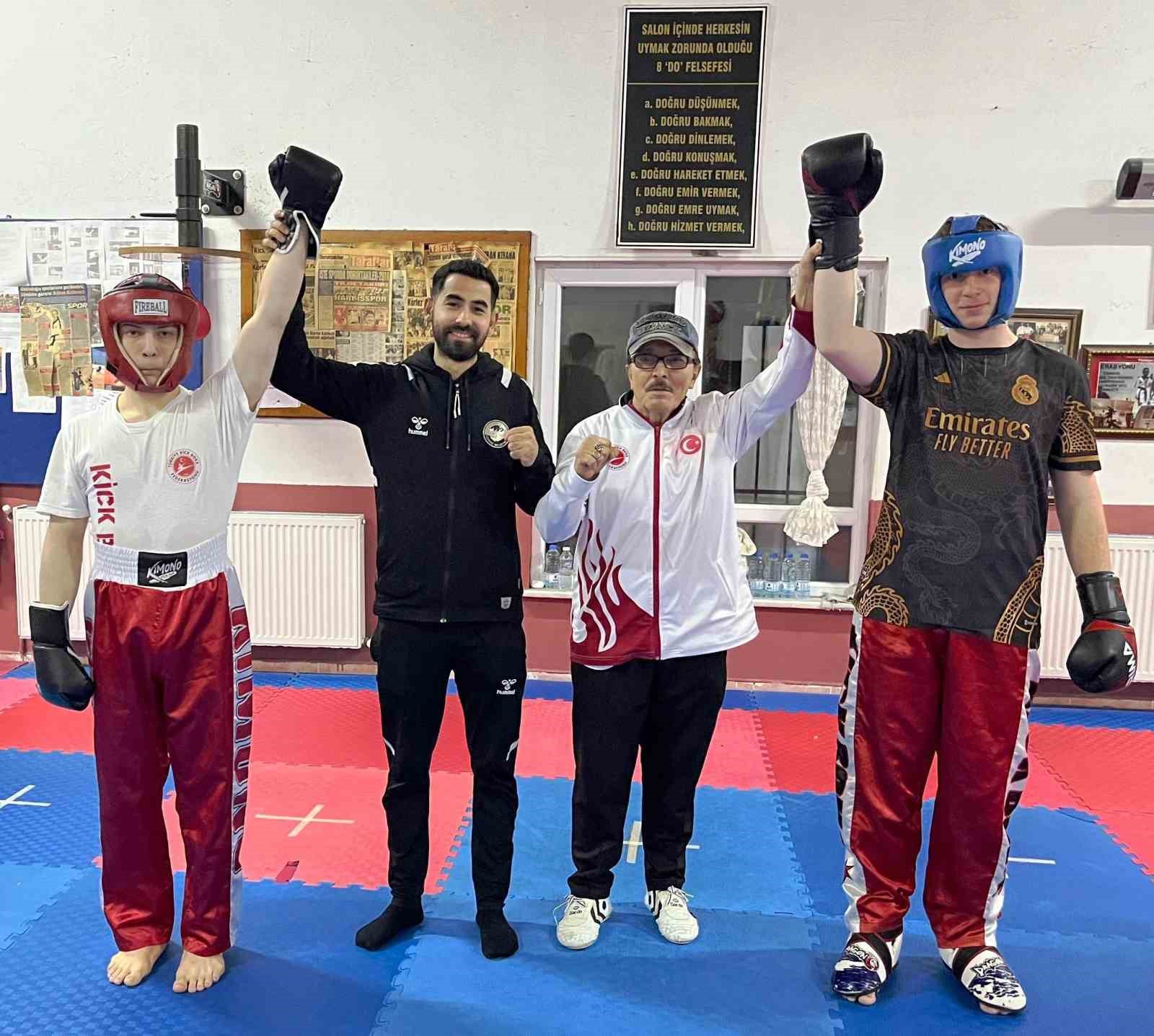 Körfezli kick boksçulardan şampiyona öncesi güç birliği
Körfezli kick boksçulardan şampiyona öncesi güç birliği