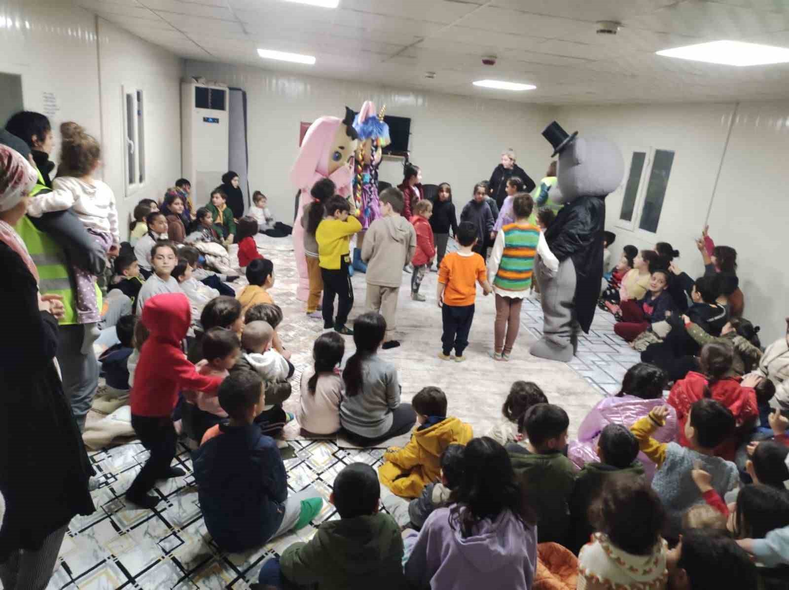 Körfezray şantiyesinde deprem şehitleri anıldı: Bölgeye 100 milyon liralık destek sağlandı
