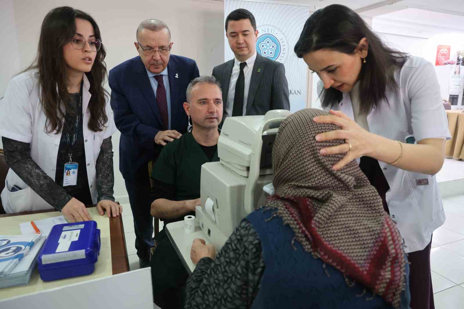 Körlüğe sebep olan sinsi hastalıkta erken teşhis önemli
Körlüğe sebep olan sinsi hastalıkta erken teşhis önemli