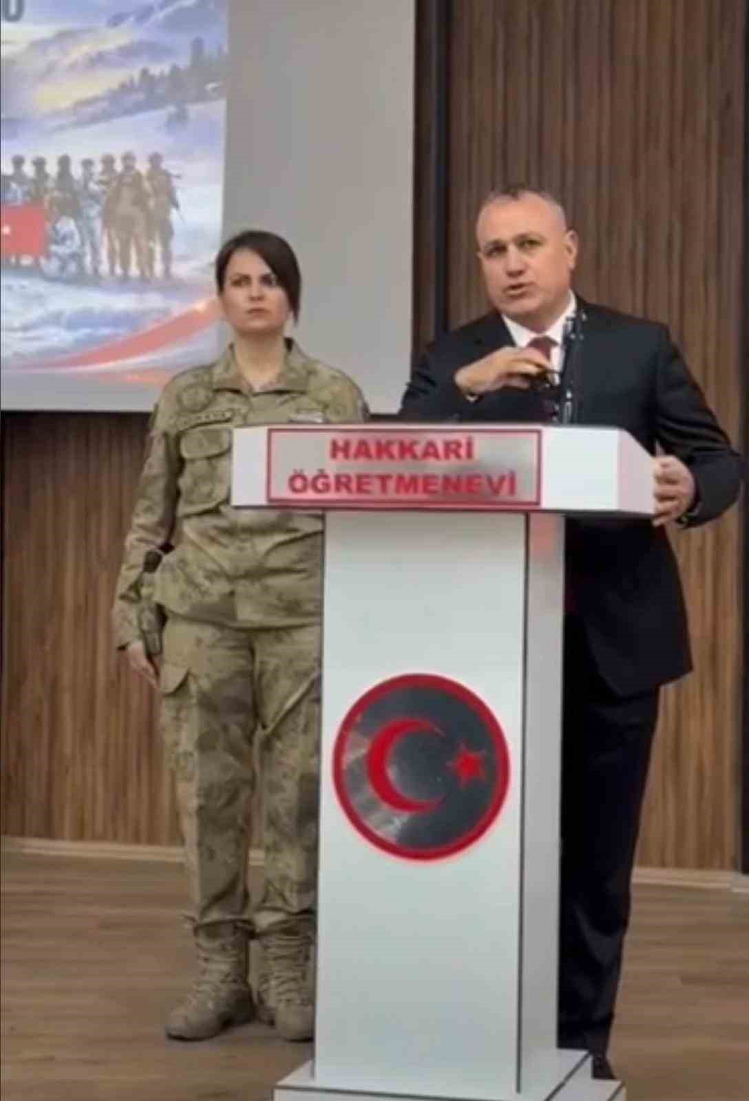 Koruculuk sisteminin 41’inci kuruluş yıl dönümü Hakkari’de kutlandı
Koruculuk sisteminin 41’inci kuruluş yıl dönümü Hakkari’de kutlandı