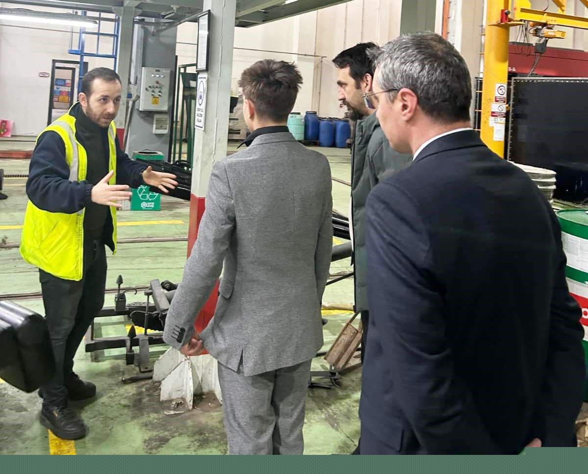 Koruma altındaki çocuğun şoförlük hayali vatmanlıkla taçlandı
