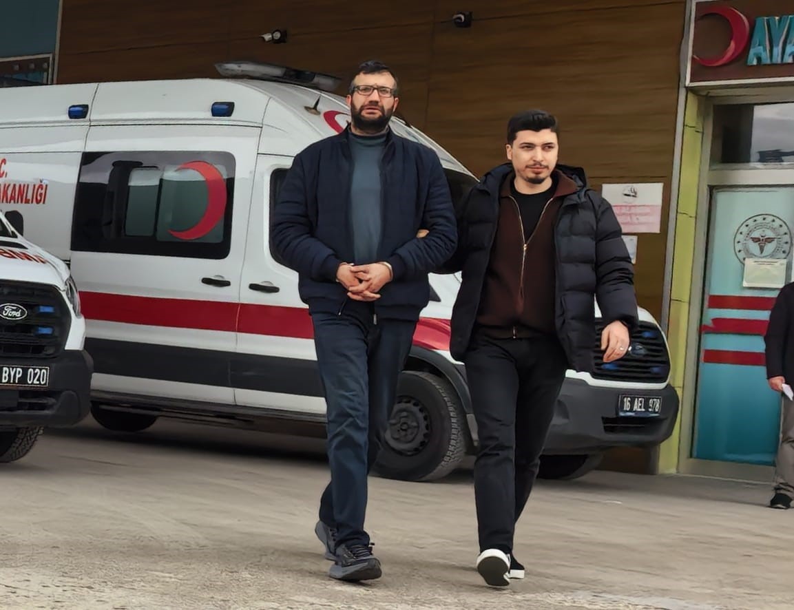 Kovalamaca sonucu uyuşturucu taciri yakalandı
