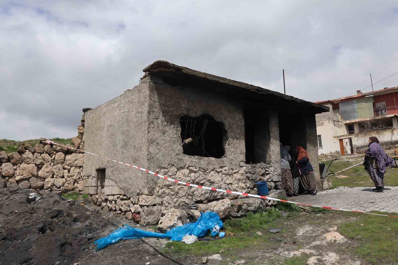 Köy fırının tavanı çöktü: 1 kişi hayatını kaybetti
