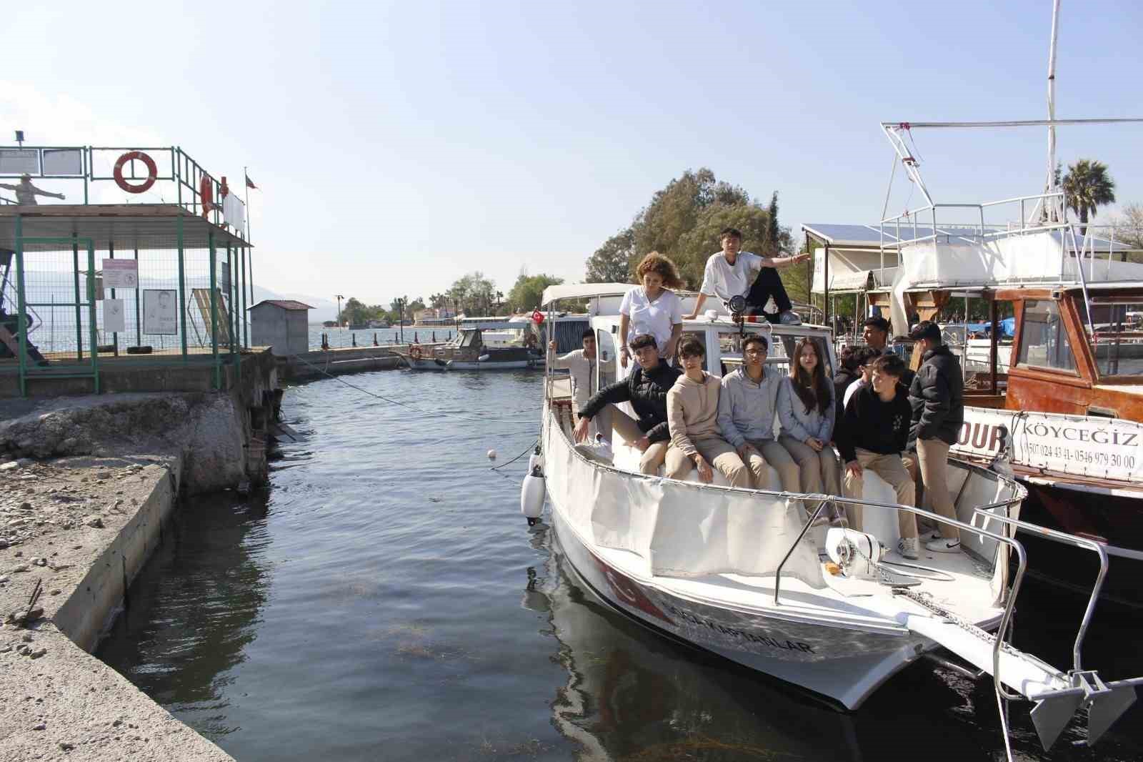 Köyceğiz Gölü’nde incelemelerde bulunuldu
