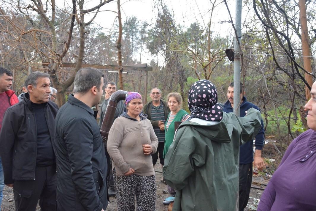 Köyceğiz Kaymakamı Kumcu, selden etkilenen bölgelerde incelemelerde bulundu
