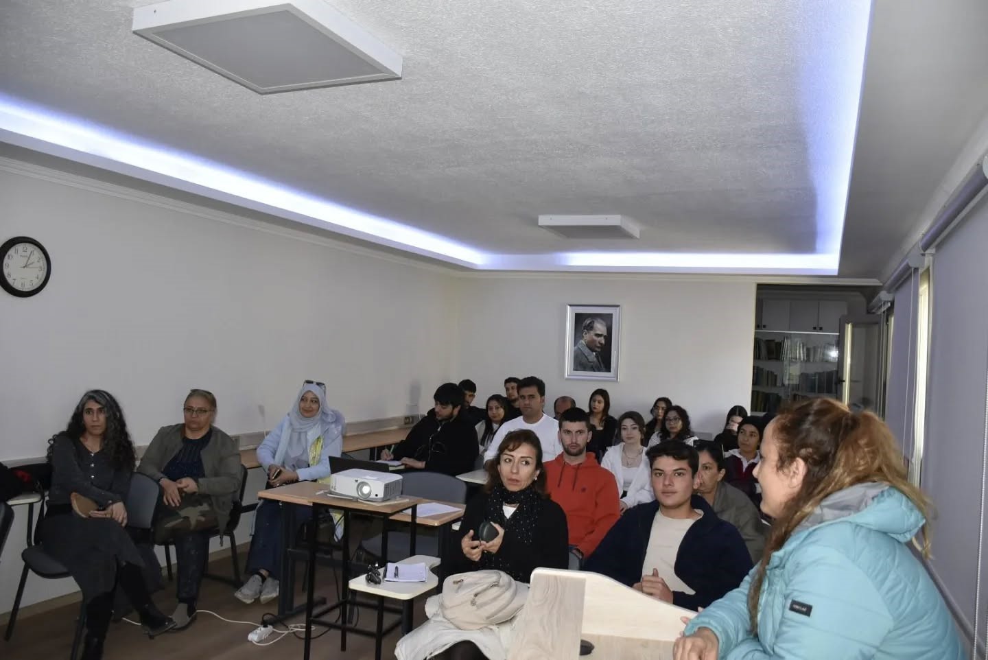 Köyceğiz Meslek Yüksekokulu’nda ‘Tıbbi Aromatik Bitkilerin Peyzajda Kullanımı’ semineri
