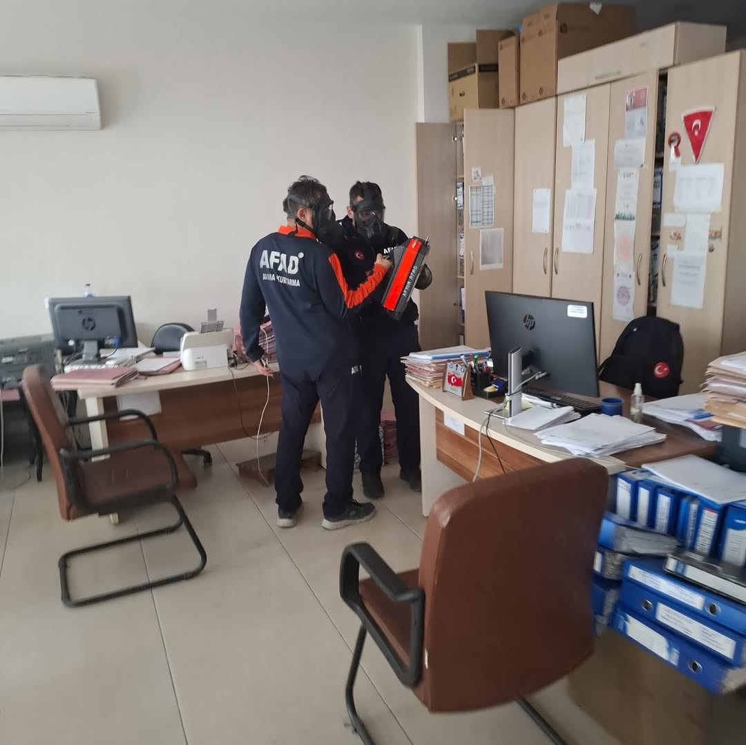 Köyceğiz’de kimyasal maddeden etkilen 4 personel taburcu edildi
