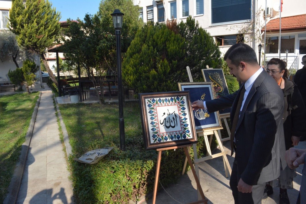 Köyceğiz’de "Sanatın Diliyle Değerlerimiz" sergisi açıldı
