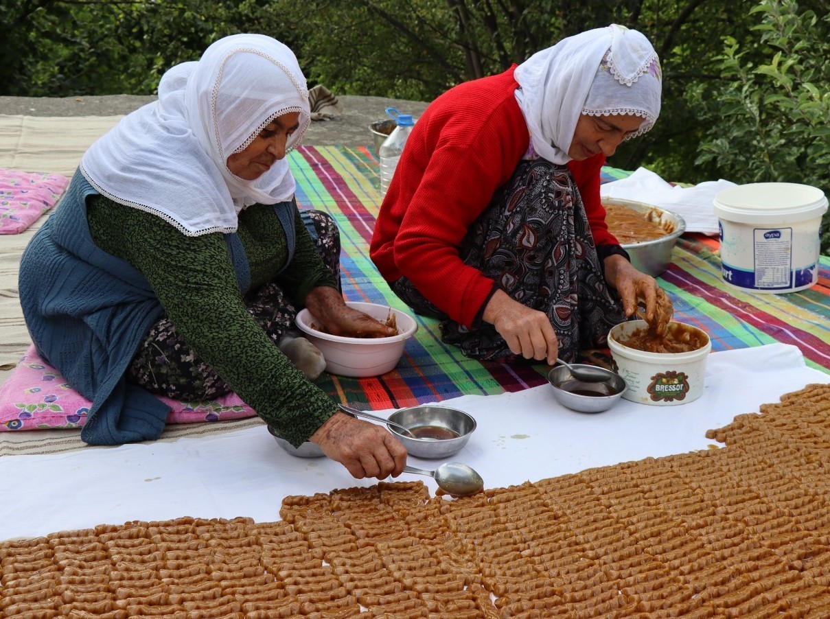 Köyde  üretilen keş adeta bir  enerji deposu
