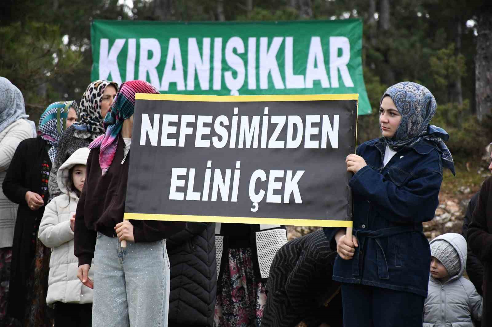Köylülerden meraya yapılması planlanan cezaevine tepki
