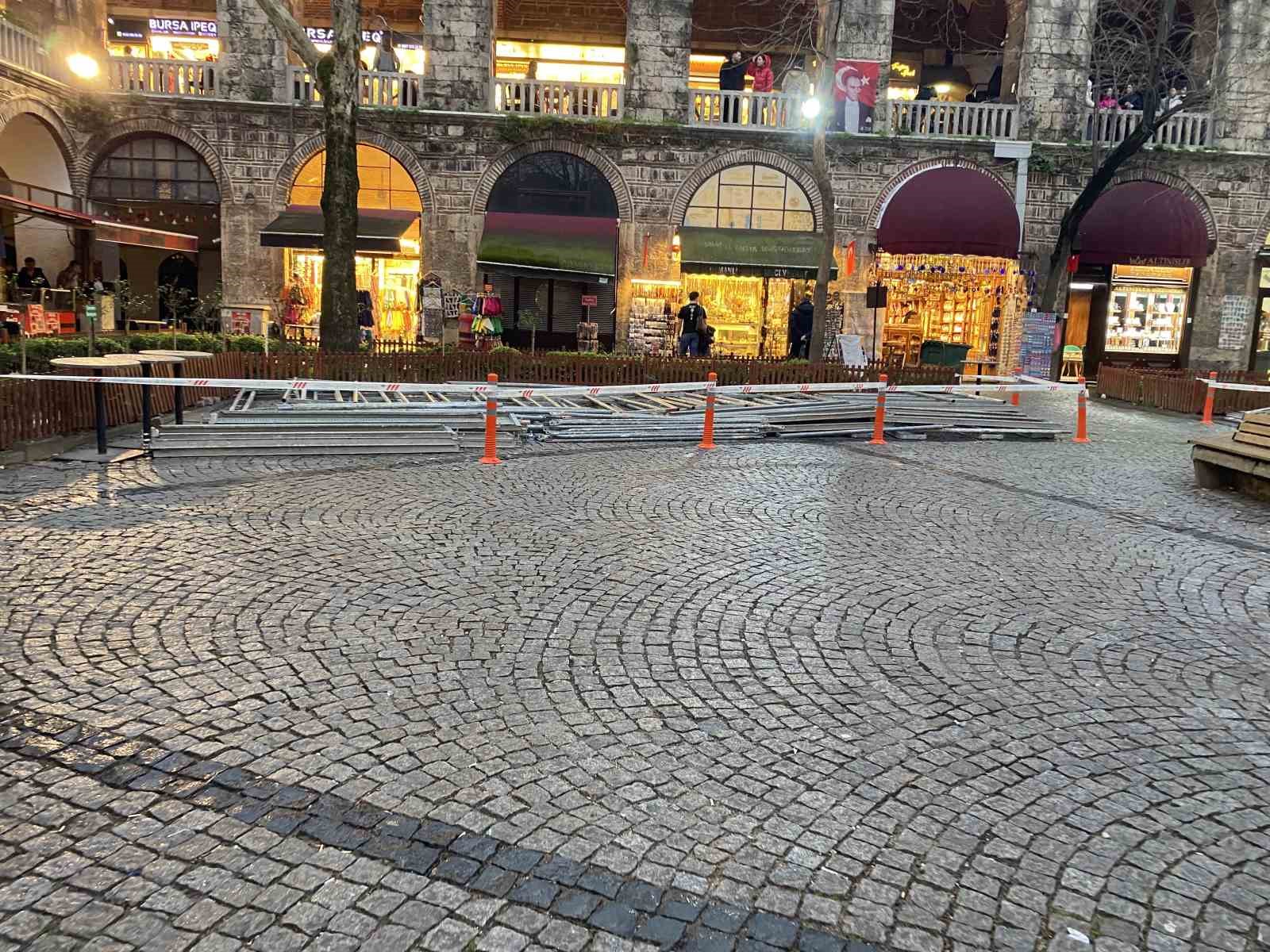 Koza Han’da kafelerin tahliye kararına yargı freni
Koza Han’da kafelerin tahliye kararına yargı freni