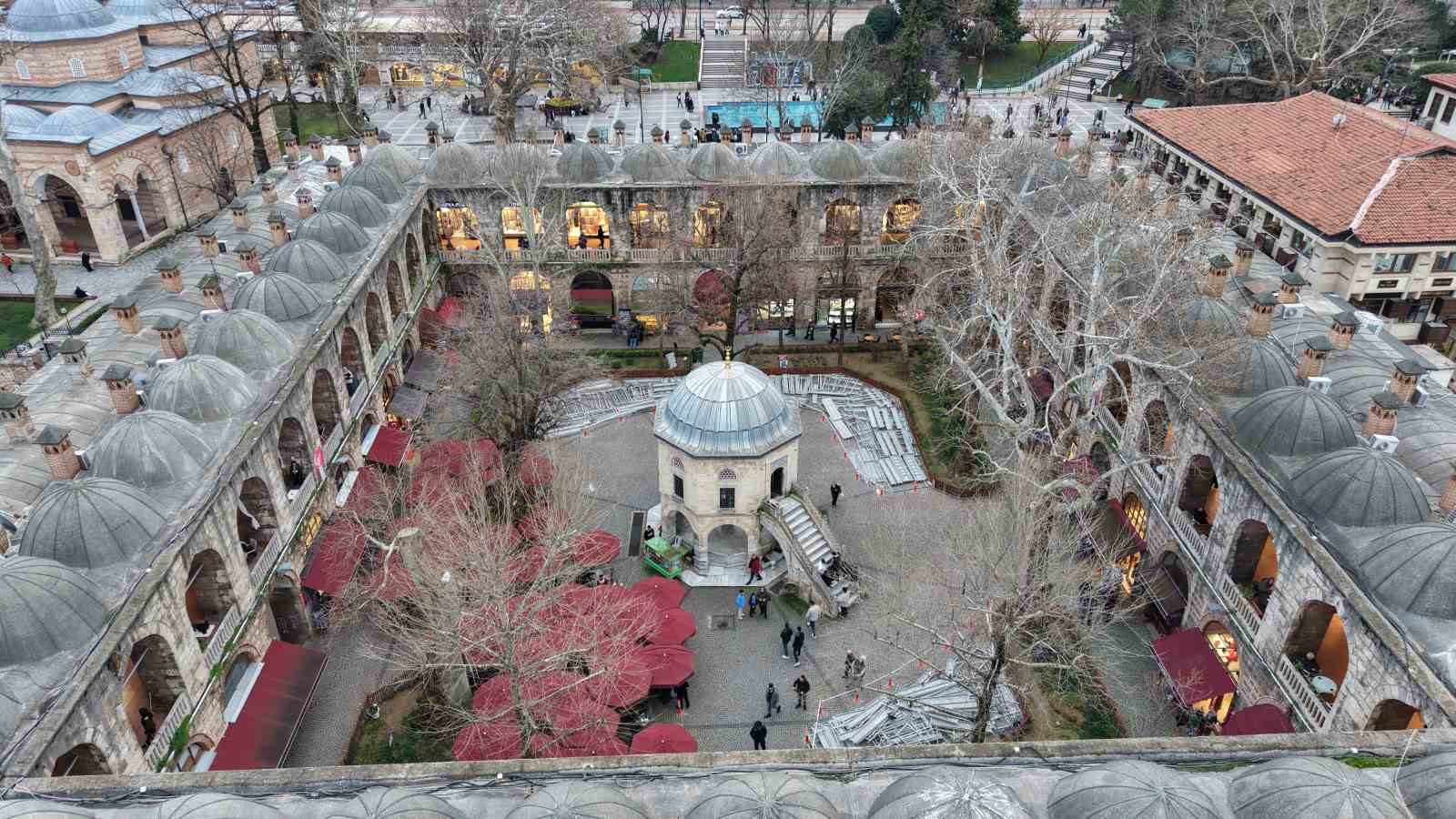 Koza Han’da kafelerin tahliye kararına yargı freni
Koza Han’da kafelerin tahliye kararına yargı freni