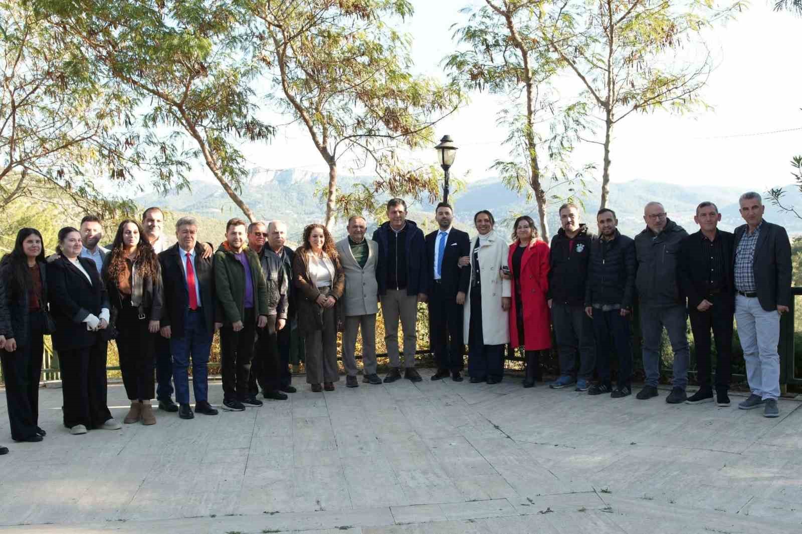 Kozan Belediye Başkanı Atlı, "Kozan’ın sorunlarını ortak akıl ile çözeceğiz"
Kozan Belediye Başkanı Atlı, "Kozan’ın sorunlarını ortak akıl ile çözeceğiz"