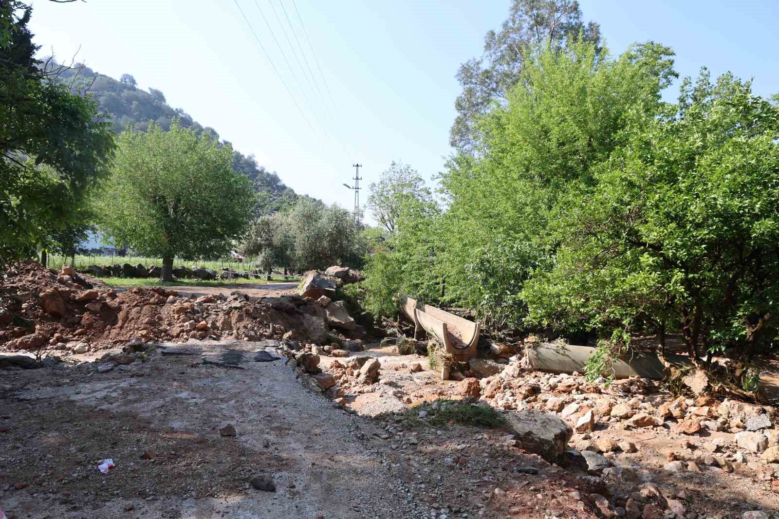 Kozan’da selin izleri havadan görüntülendi
