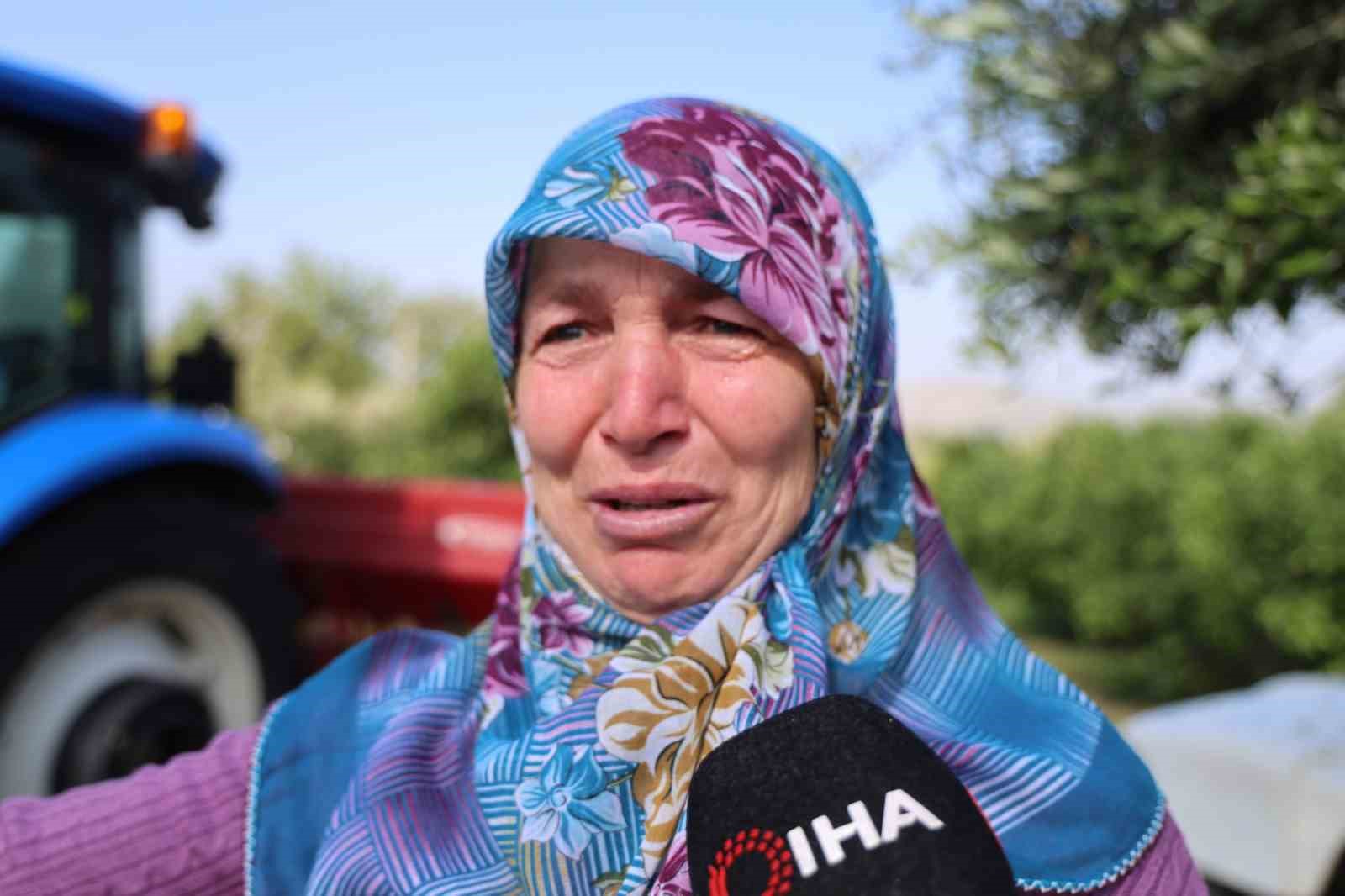 Kozan’daki selde hayvanları telef olan kadın: "Bir anda sel geldi, ahırın üstünü aştı"
