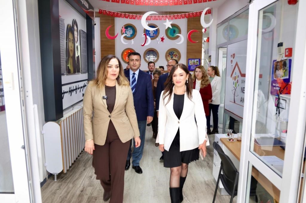 Krizi fırsata çevirdiler
