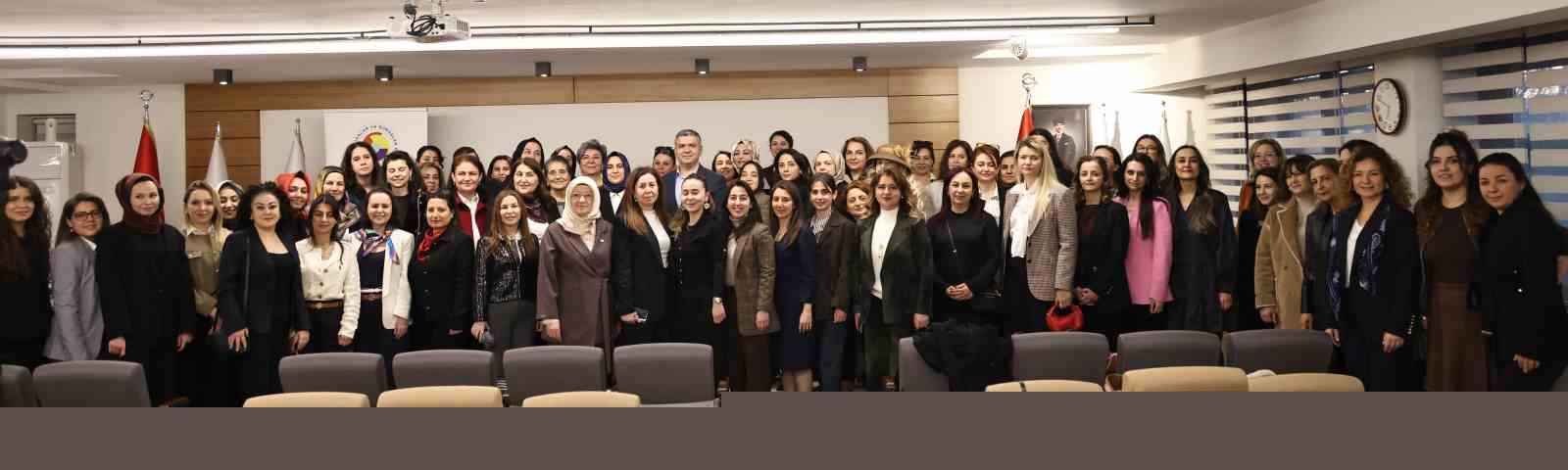 KSO’da ’Üreten Kadın, Güçlenen Gelecek Söyleşisi’
