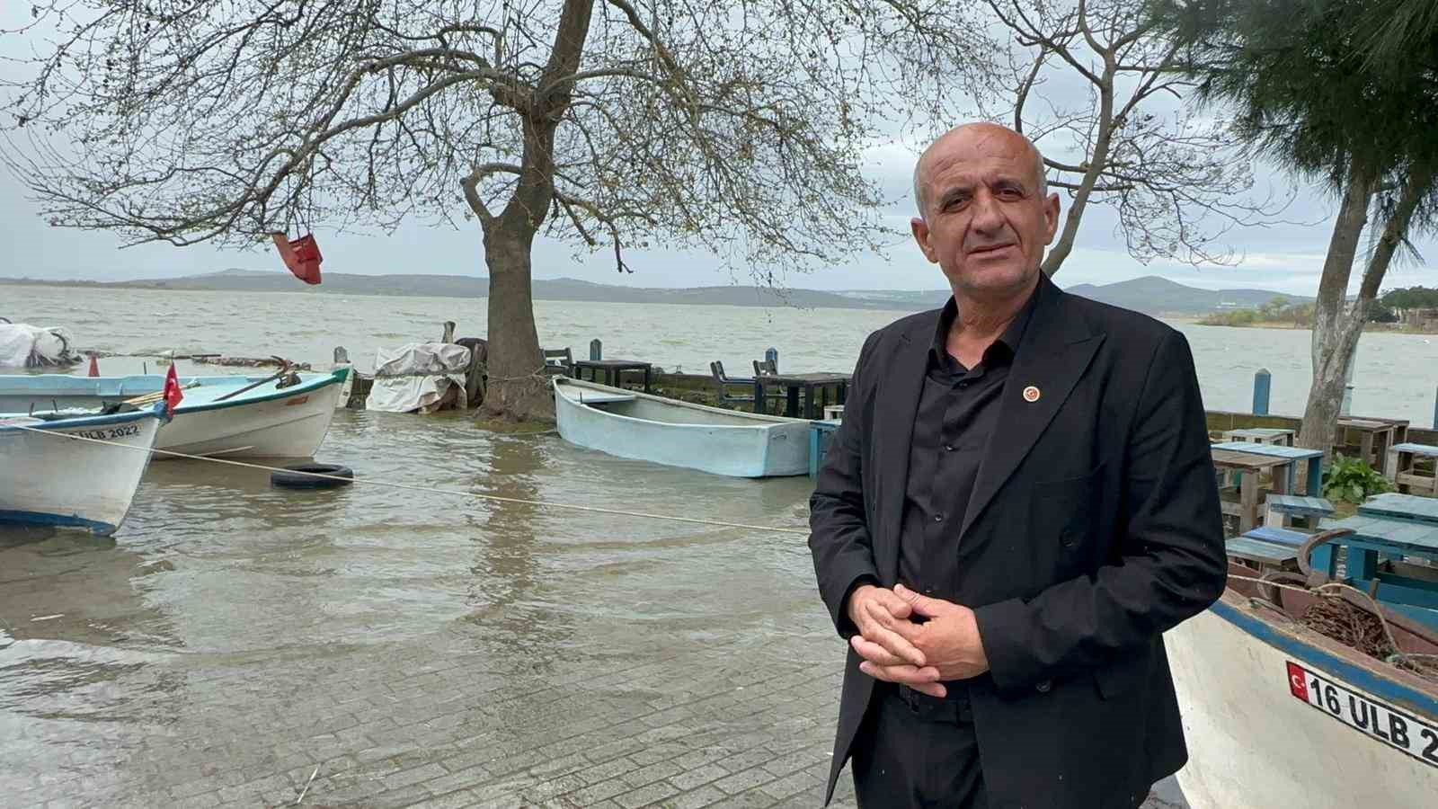 "Küçük Venedik" turizm sezonunu açtı ama yolları kapandı
