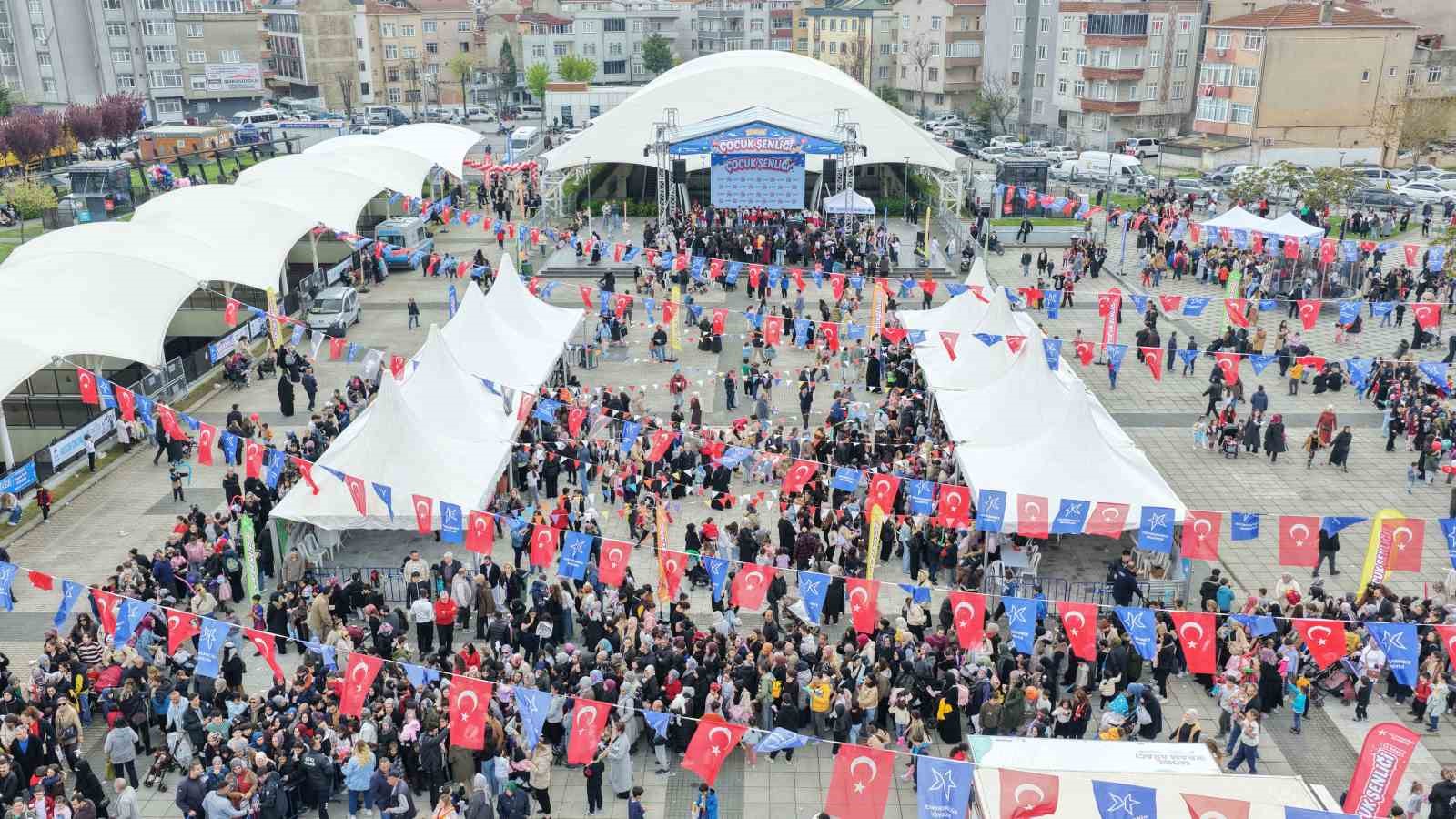 Küçükçekmece’de 23 Nisan, gün boyu süren etkinliklerle kutlandı
