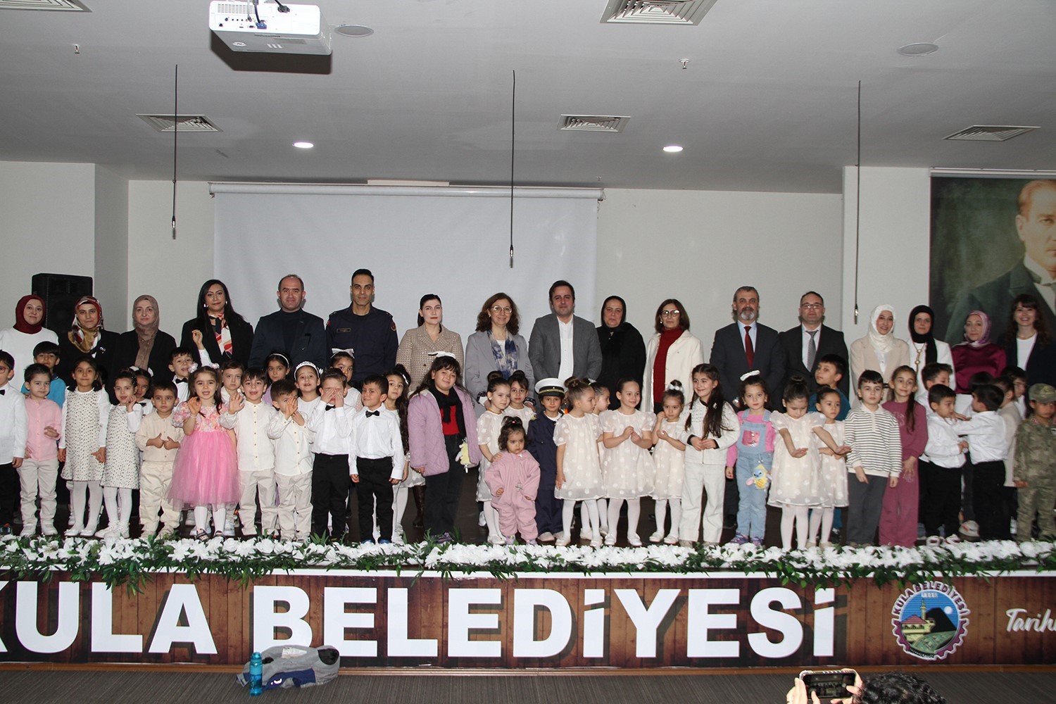 Kula’da 8 Mart Dünya Kadınlar Günü kutlandı
