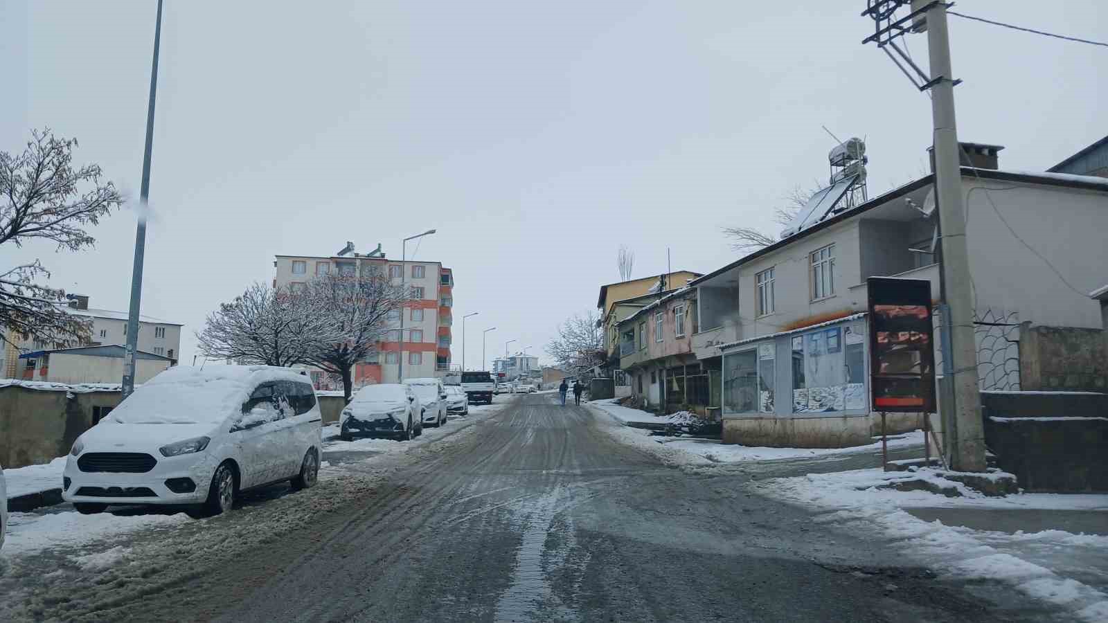 Kulp beyaza büründü
