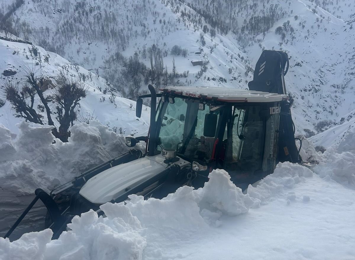 Kulp’ta kış yüzünü sert gösterdi
