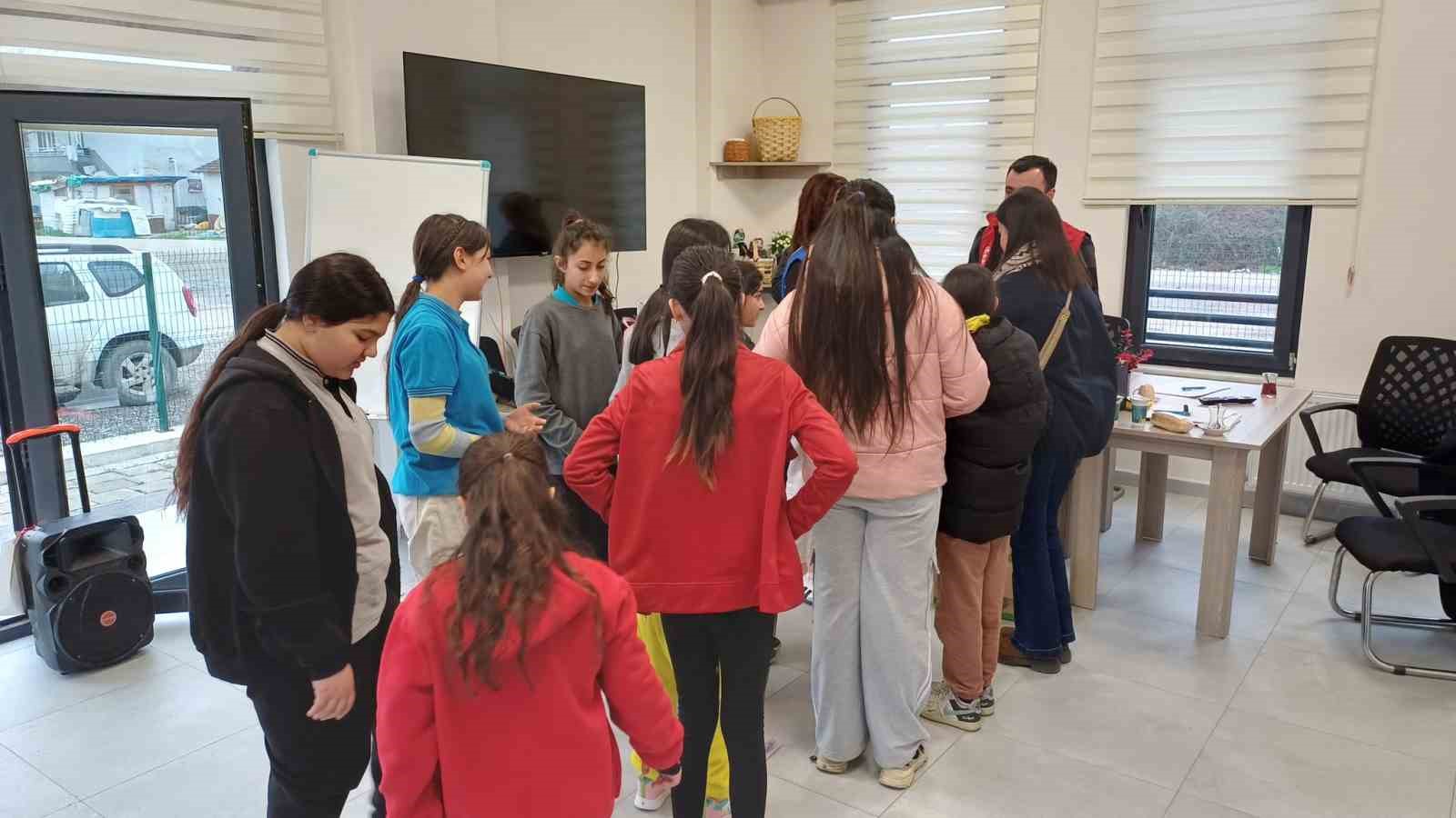 Kültür merkezinde romanlarla buluşuldu
