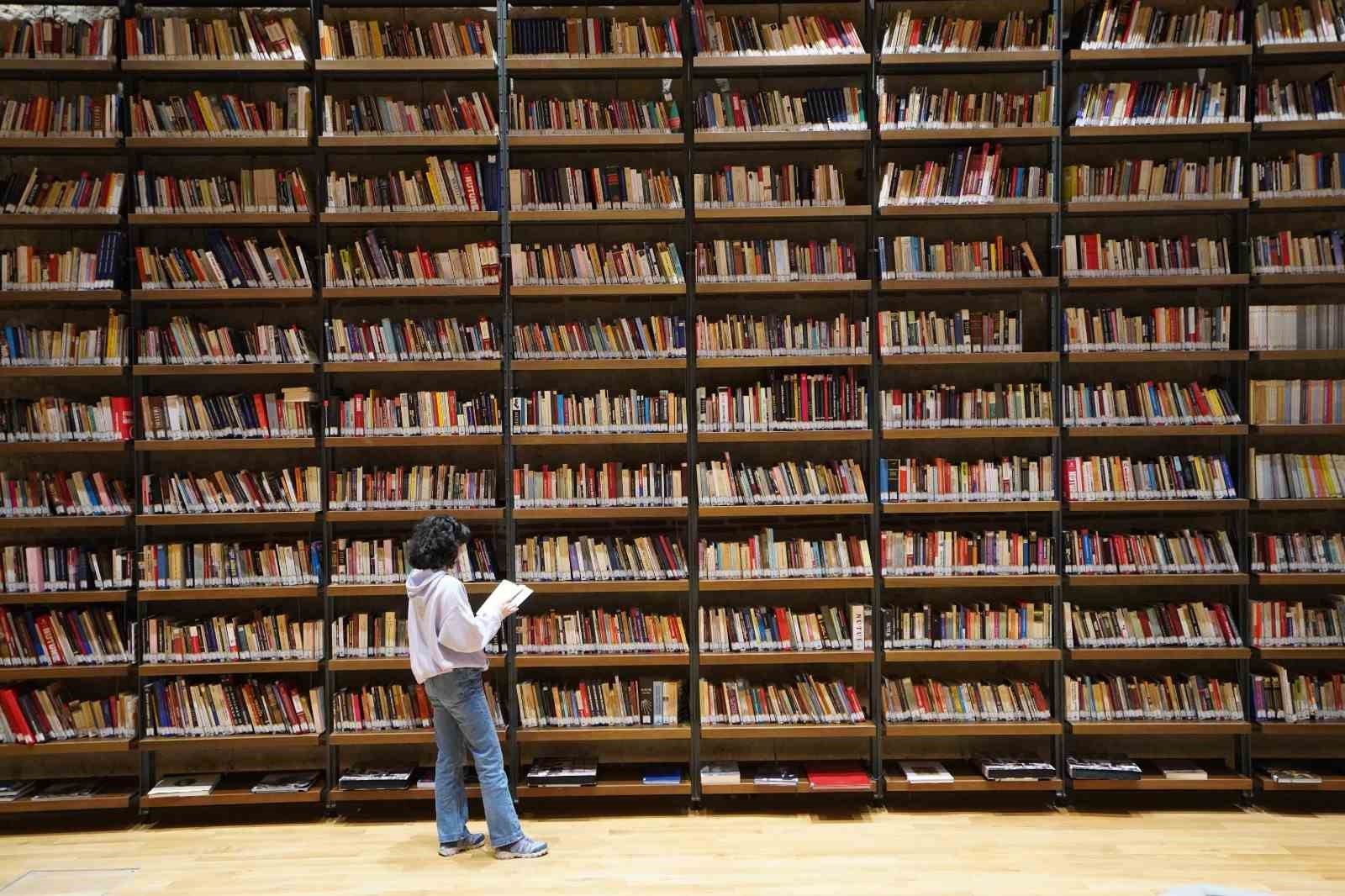 Kültür ve Turizm Bakanı Ersoy: "Rami, yaşamın içinde bir kültür ve buluşma mekanına dönüştü"
