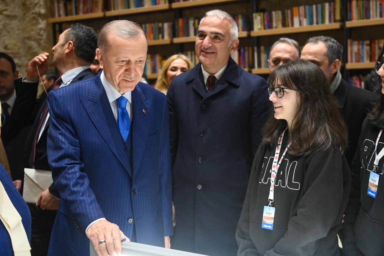 Kültür ve Turizm Bakanı Ersoy: "Rami, yaşamın içinde bir kültür ve buluşma mekanına dönüştü"
