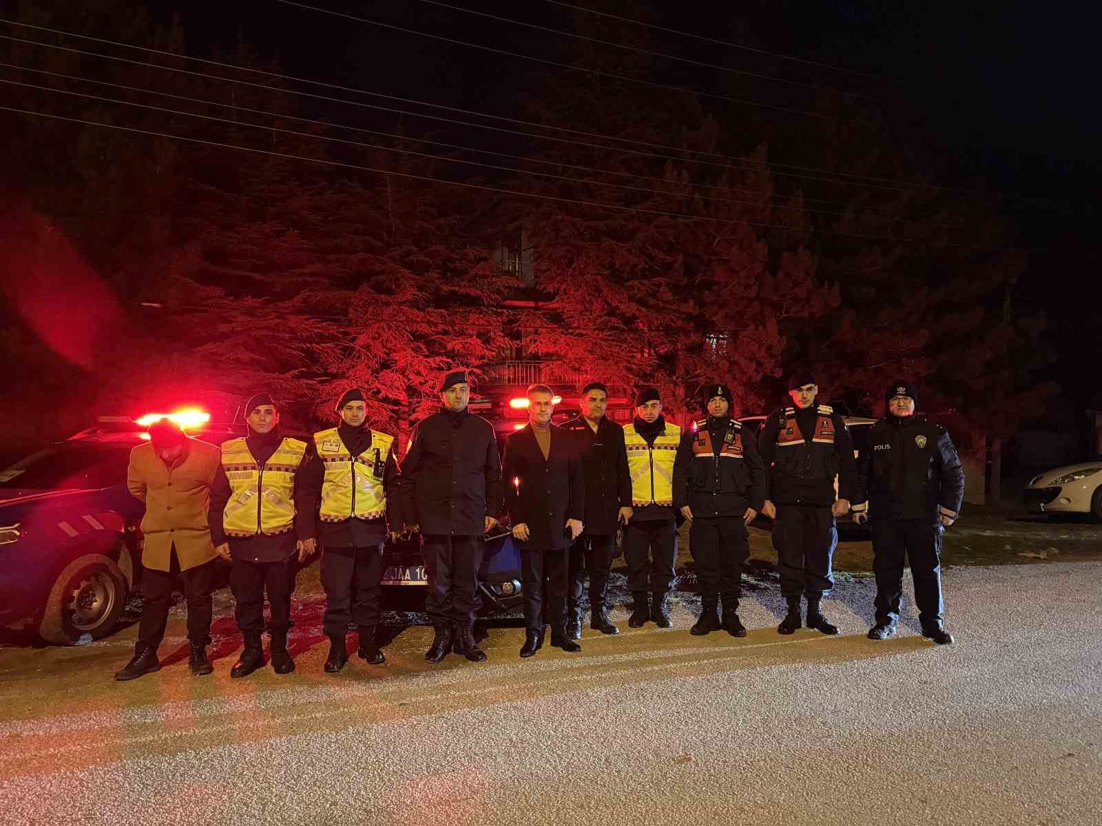 Kulu’da denetimlerde 990 kişi tek tek kontrol edildi
