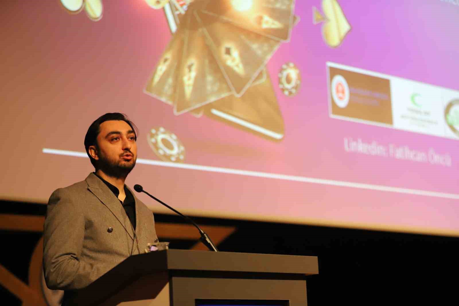 Kumar bağımlılığı ‘teknoloji pandemisi’ne dönüştü
