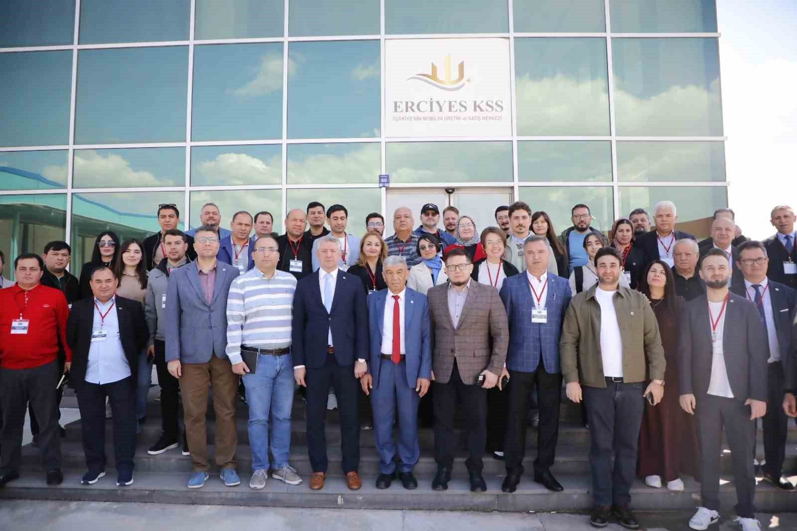 KUMSMALL’da uluslararası ticaret rüzgarı
