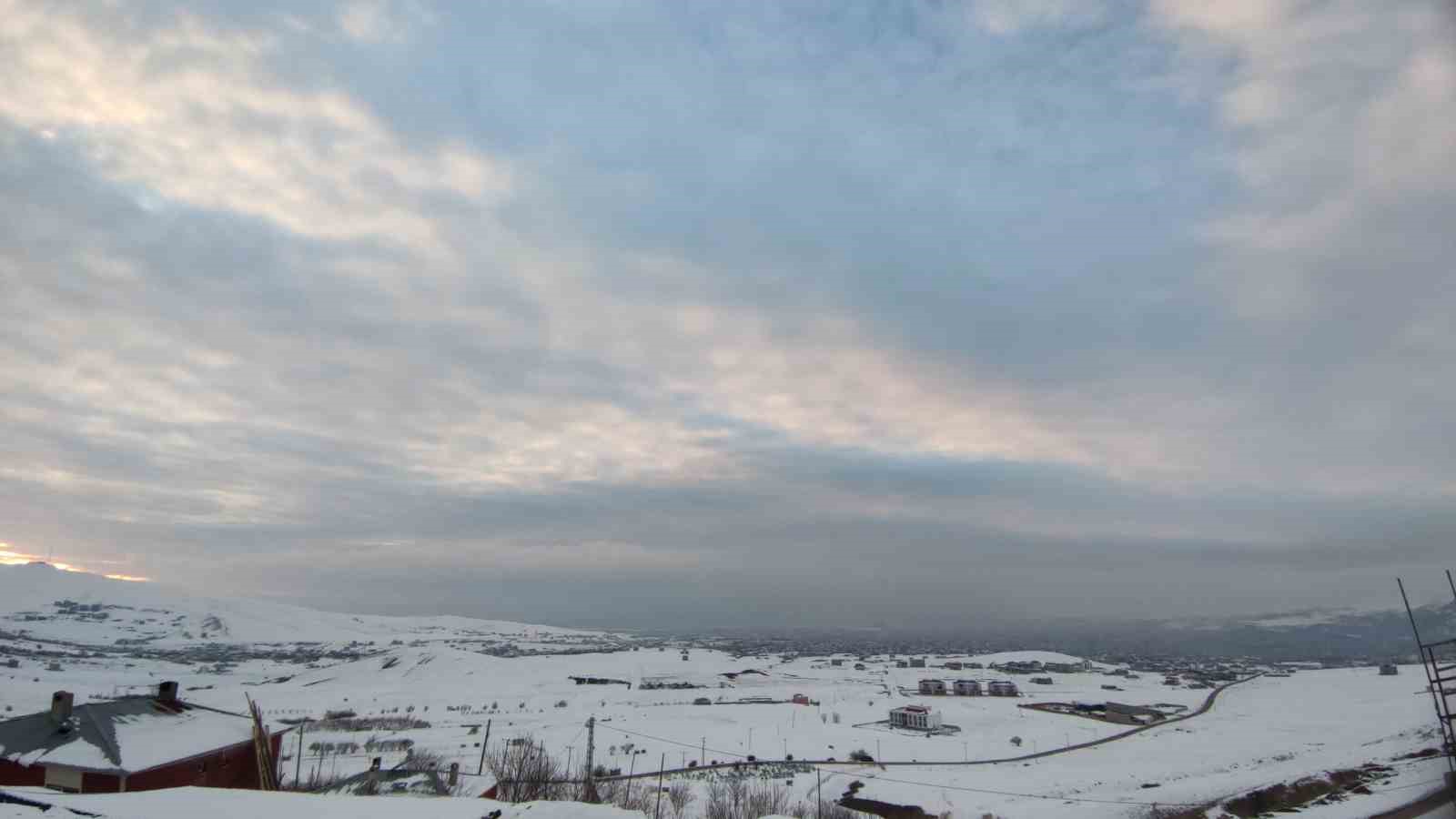 Kümülüs bulutları Van semalarında görsel şölen sundu
