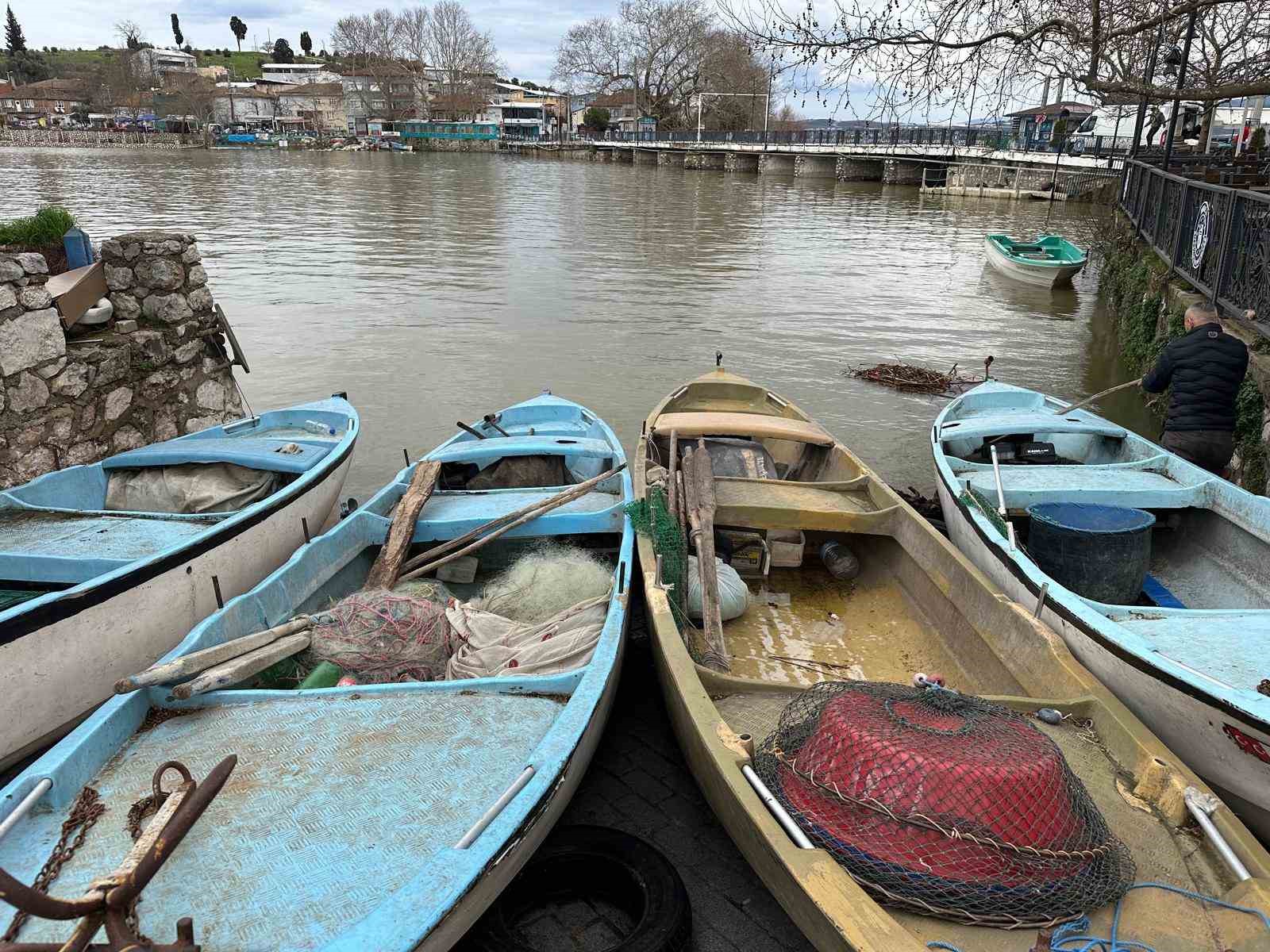 Kuraklıkla boğuşuyordu...Yağışlarla yeniden küçük Venedik oldu
Kuraklıkla boğuşuyordu...Yağışlarla yeniden küçük Venedik oldu