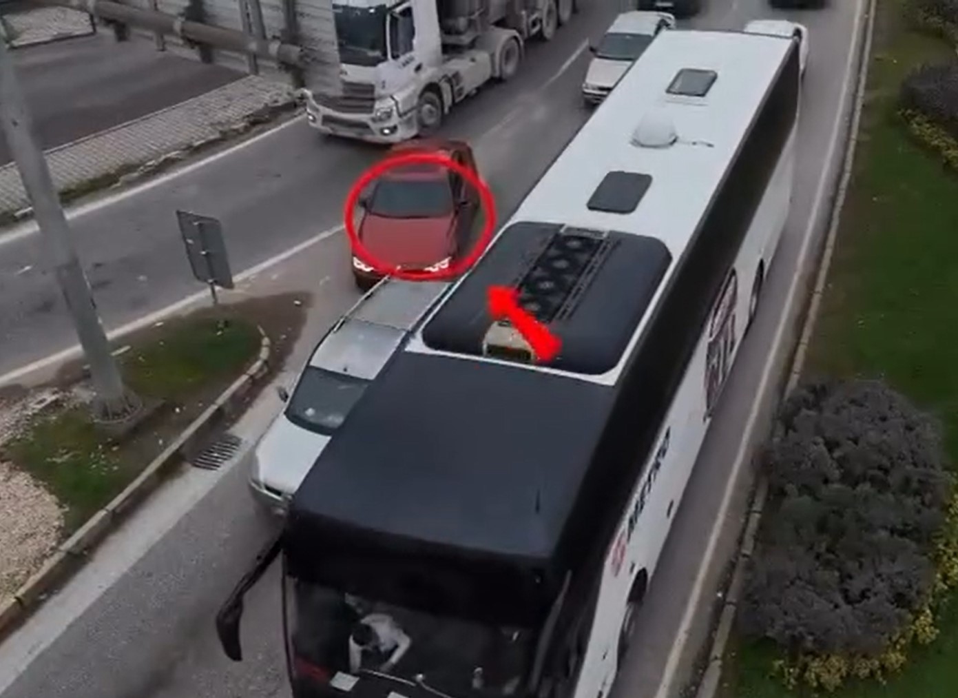 Kural ihlali yapan sürücüler havadan tespit edildi
