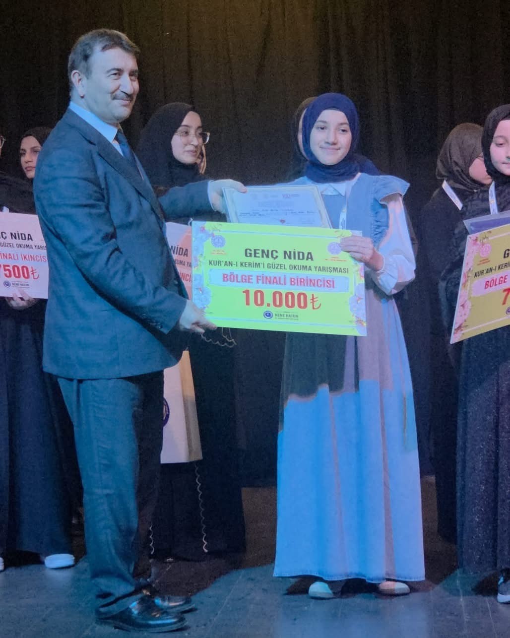 Kur’an-ı Kerim’i Güzel Okuma Yarışmasında bölge birincisi oldu
