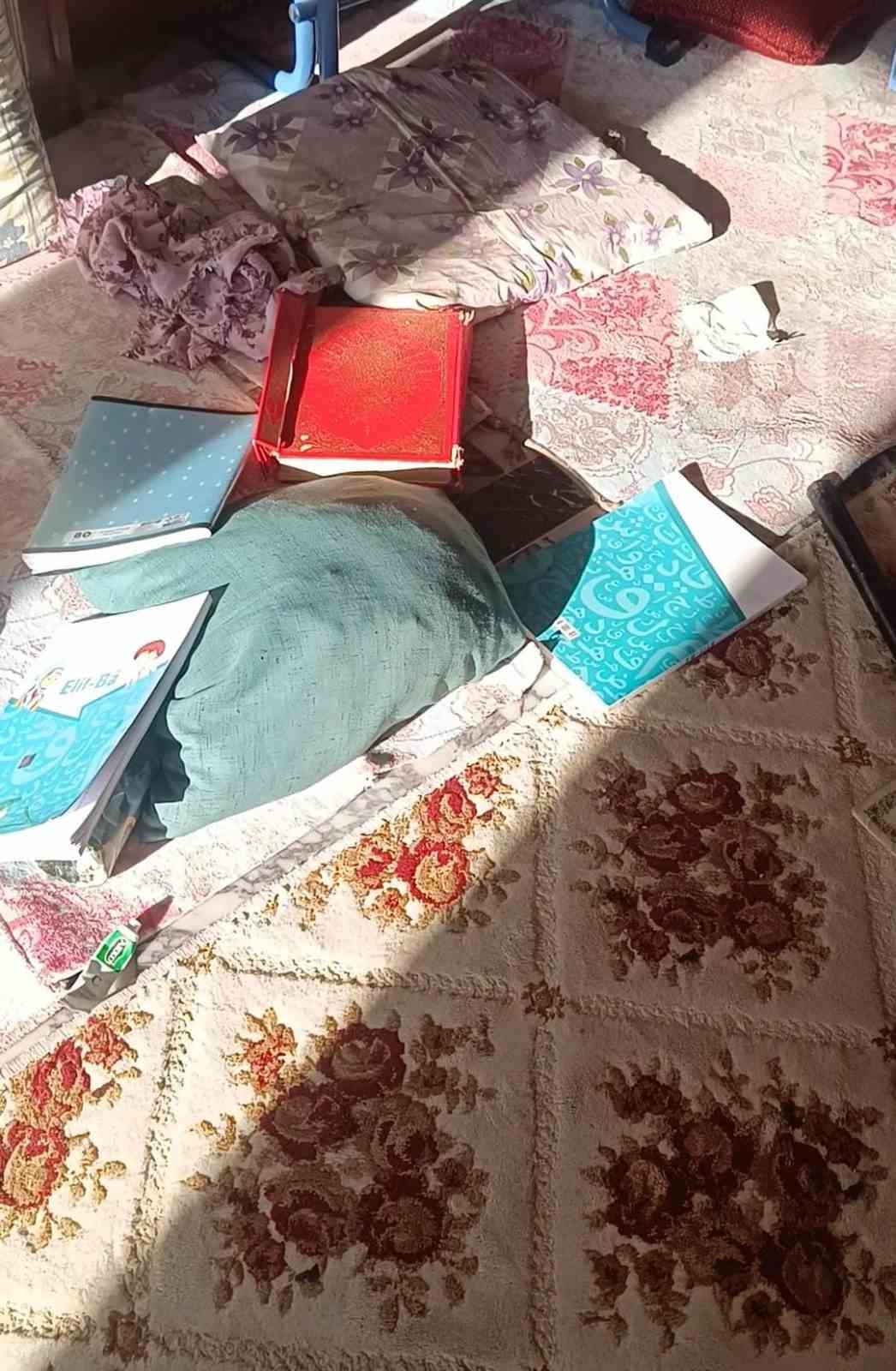 Kur’an kursunu yerle bir edip Kur’an-ı Kerim’lere zarar verdiler
