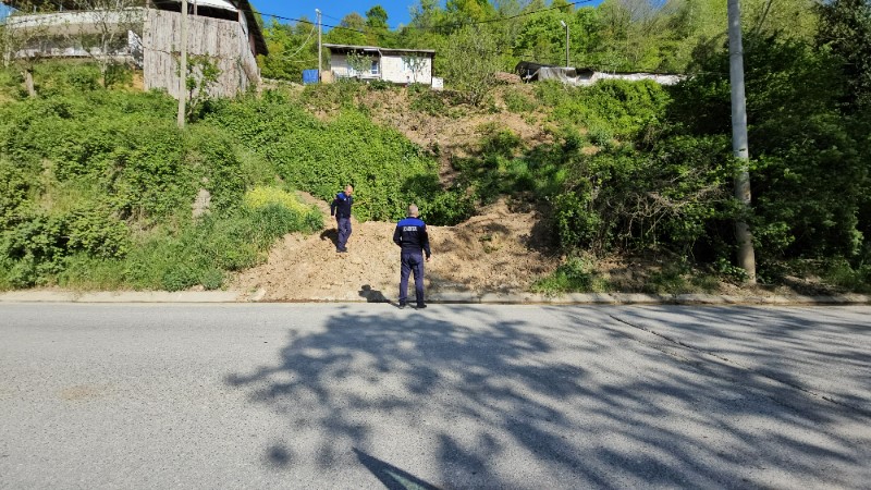 Kurban Bayramı öncesi atıklarını dereye akıtan çiftliğe ceza
