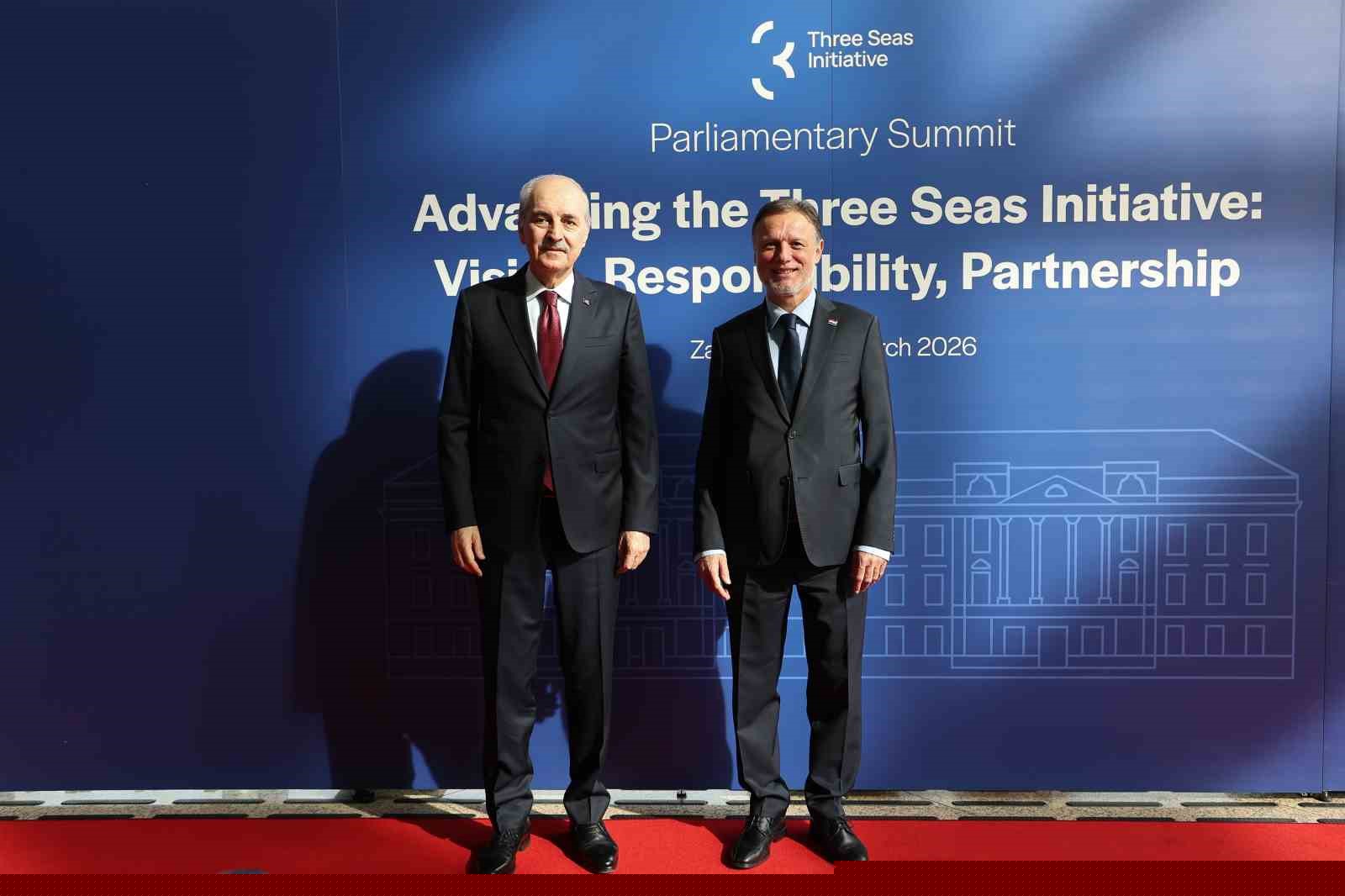 Kurtulmuş: "Orta Doğu’da yaşanan insani trajedi karşısında kayıtsız kalmamız mümkün değildir"
Kurtulmuş: "Orta Doğu’da yaşanan insani trajedi karşısında kayıtsız kalmamız mümkün değildir"