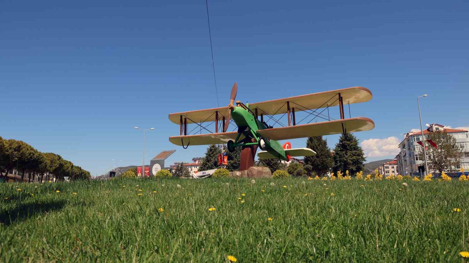 Kurtuluş savaşının sessiz efsanesi ‘İsmet Tayyaresi’ Muğla’da birebir sergileniyor
