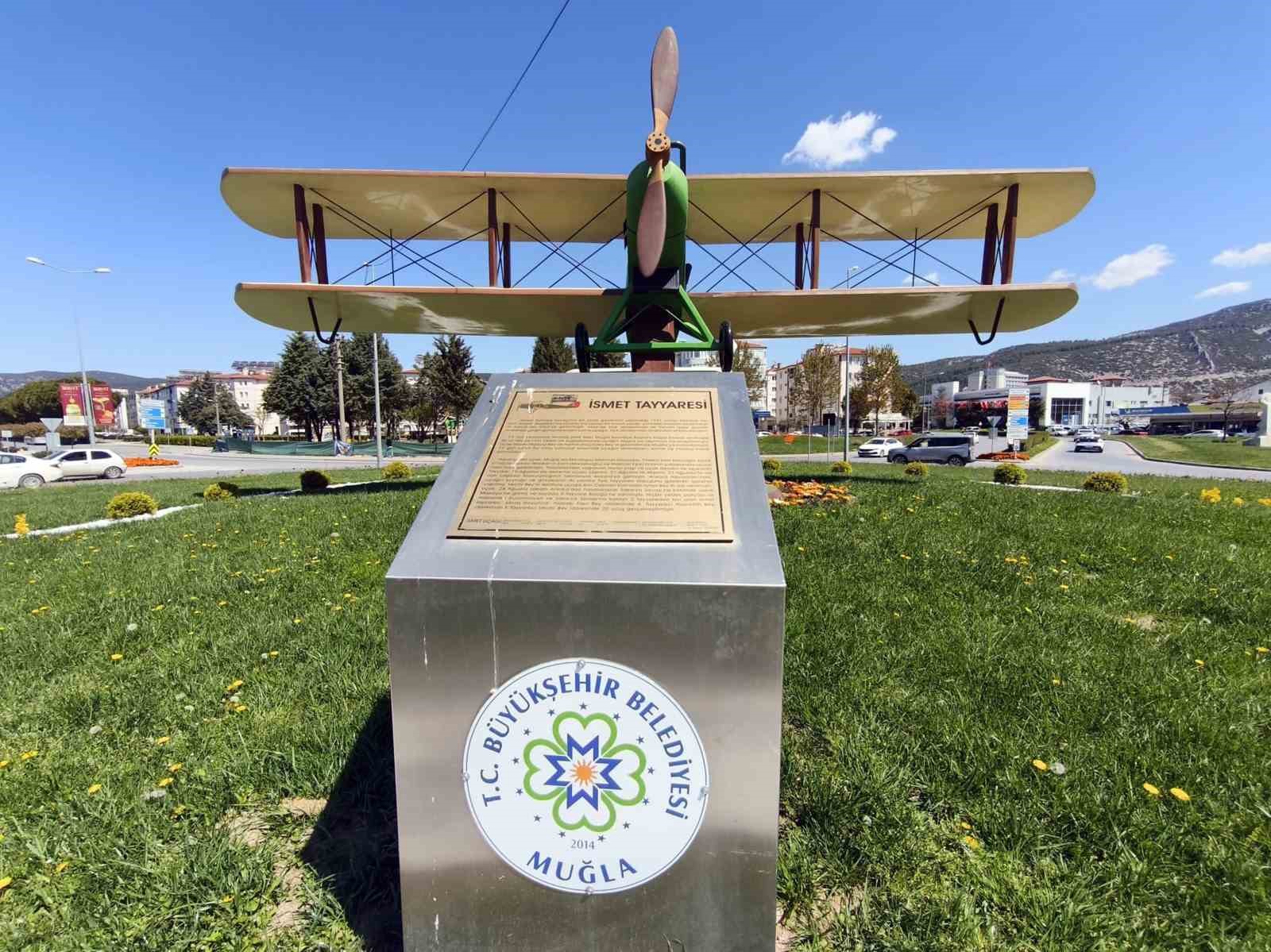 Kurtuluş savaşının sessiz efsanesi ‘İsmet Tayyaresi’ Muğla’da birebir sergileniyor
