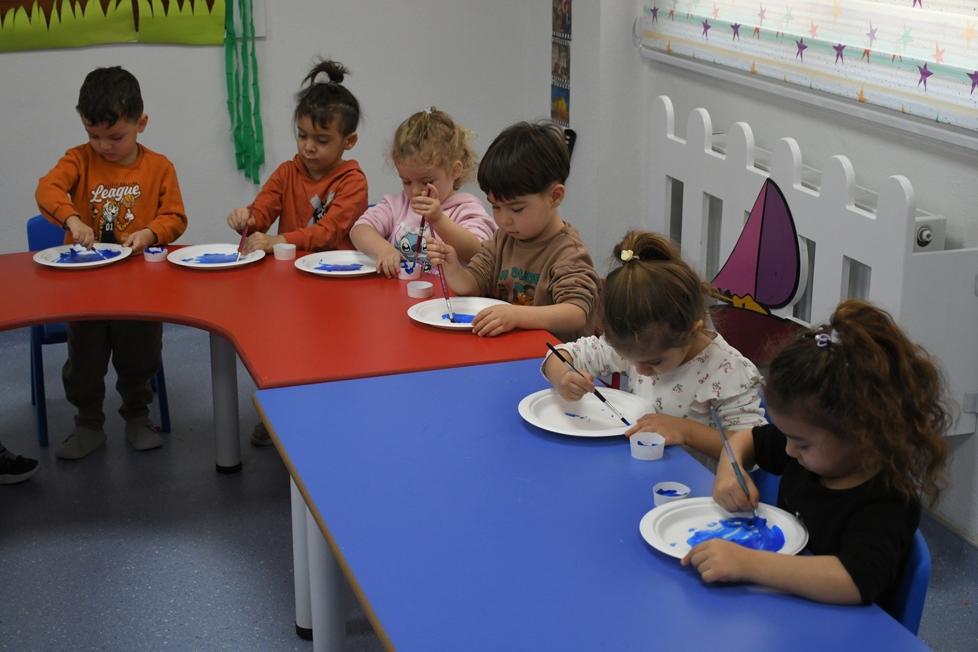 Kuşadası Belediyesi Çocuk Gelişim Merkezi geleceğe umut oluyor
