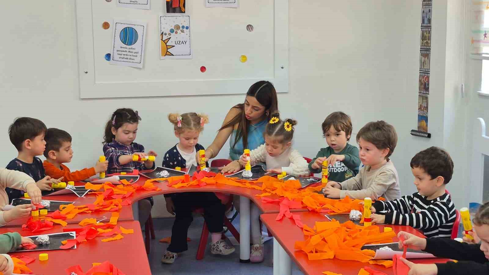 Kuşadası Belediyesi Çocuk Gelişim Merkezi’nde minikler yarınlara hazırlanıyor
