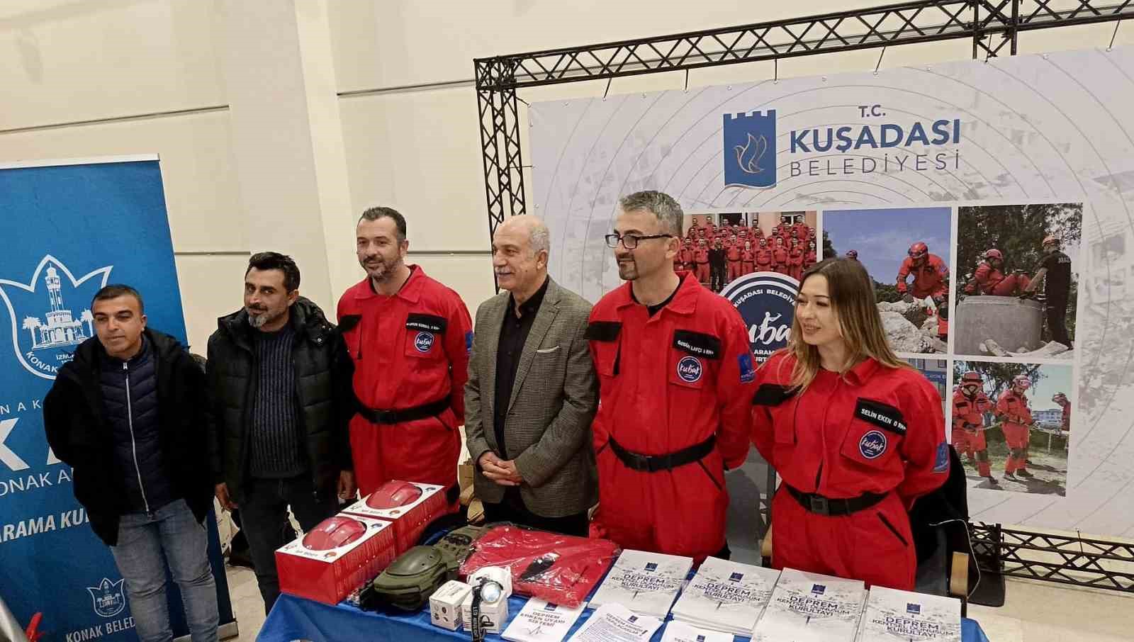 Kuşadası Belediyesi depreme karşı aldığı önlemleri İzmir’de anlattı
