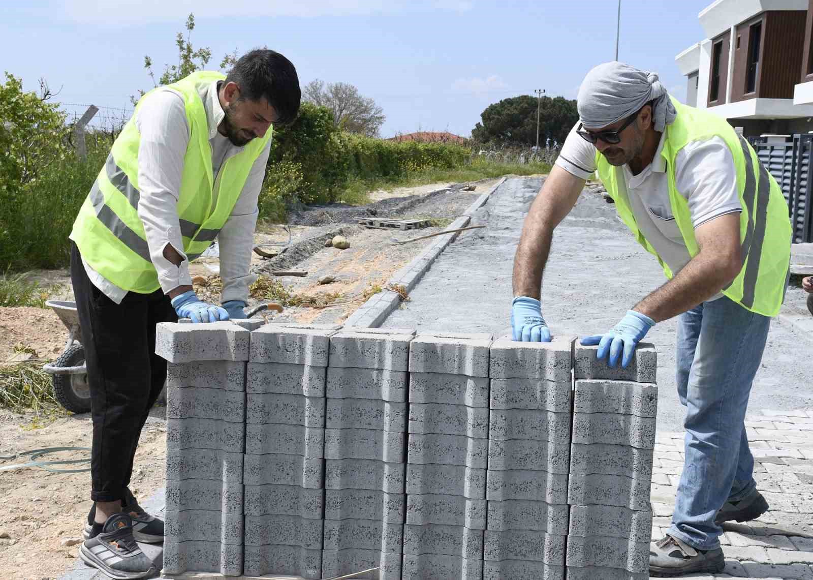 Kuşadası Belediyesi’nden Davutlar Mahallesi’ne kesintisiz hizmet
