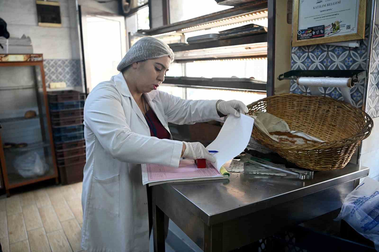 Kuşadası Belediyesi’nden fırınlara gramaj ve fiyat denetimi
